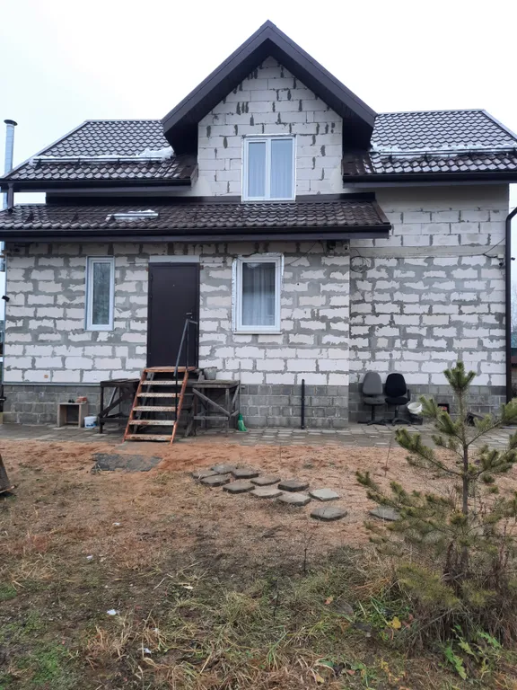 Уютный новый коттедж недалеко от центра города