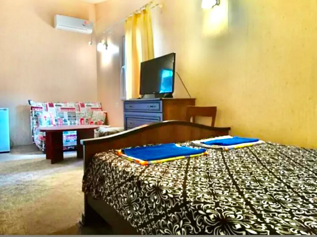 Квартира Квартира Семейный номер улучшенный — Гагра