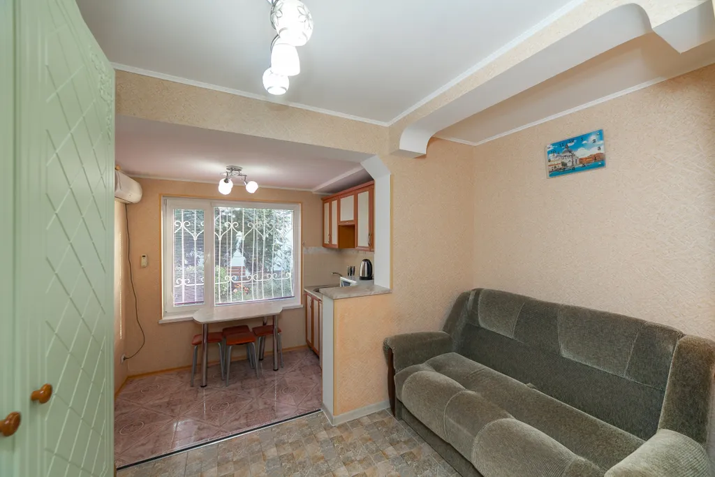 Уютные апартаменты с двориком в центре города