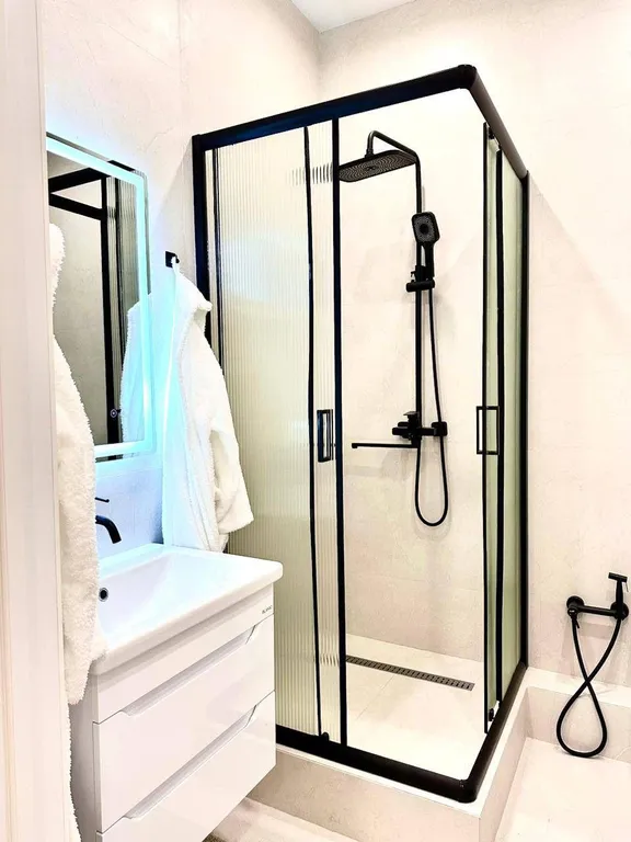 Квартира Уютная и стильная квартира с видом на город в ЖК Комфорт Сити — Алматы