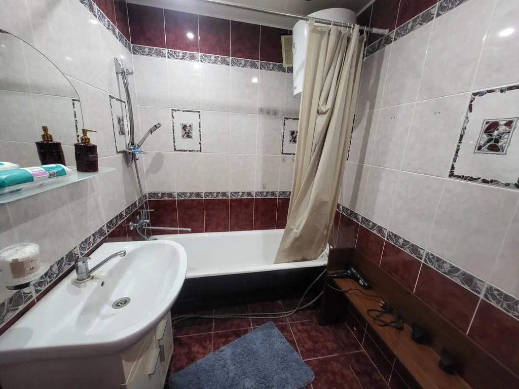 Уютная трехкомнатная квартира в городе Байкальск