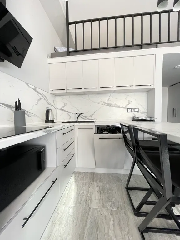 Квартира Стильная и молодежная квартира студия у моря — Сириус