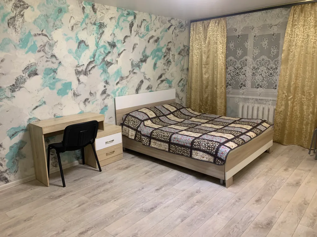 Сдаётся однокомнатная квартира в центре города — аренда посуточно в Серов