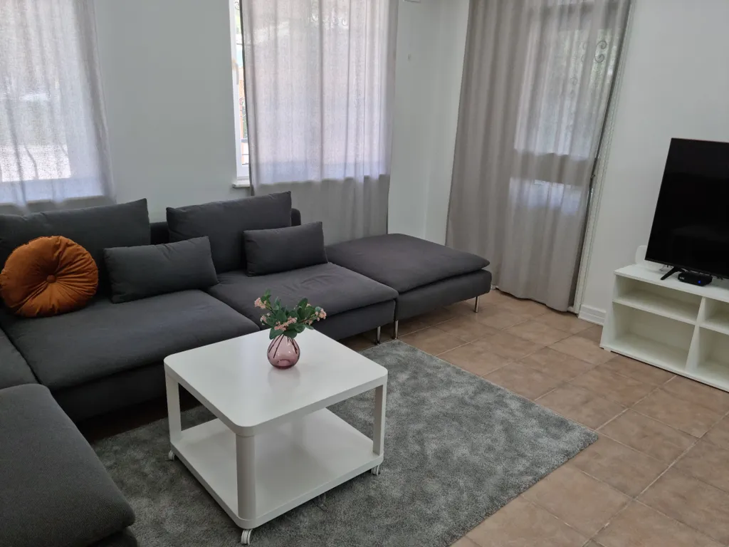 Двухуровневая квартира в 350 метрах от пляжа