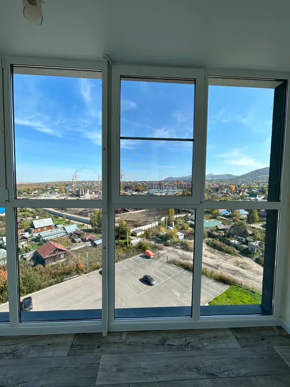 Уютная квартира в центре города с видом на горы