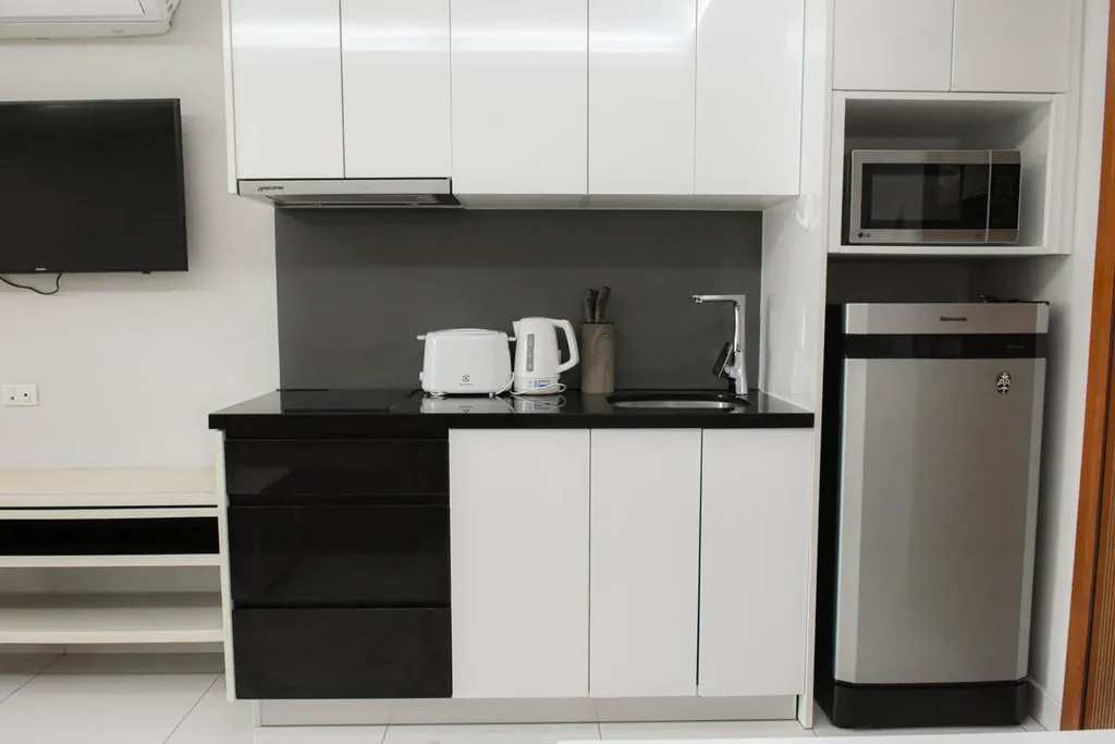 Комфортная квартира с видом на море. Быстрый интернет. Район-Пратамнак