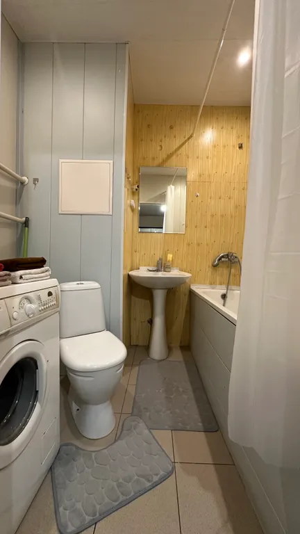 Простая однушка с видом на лес