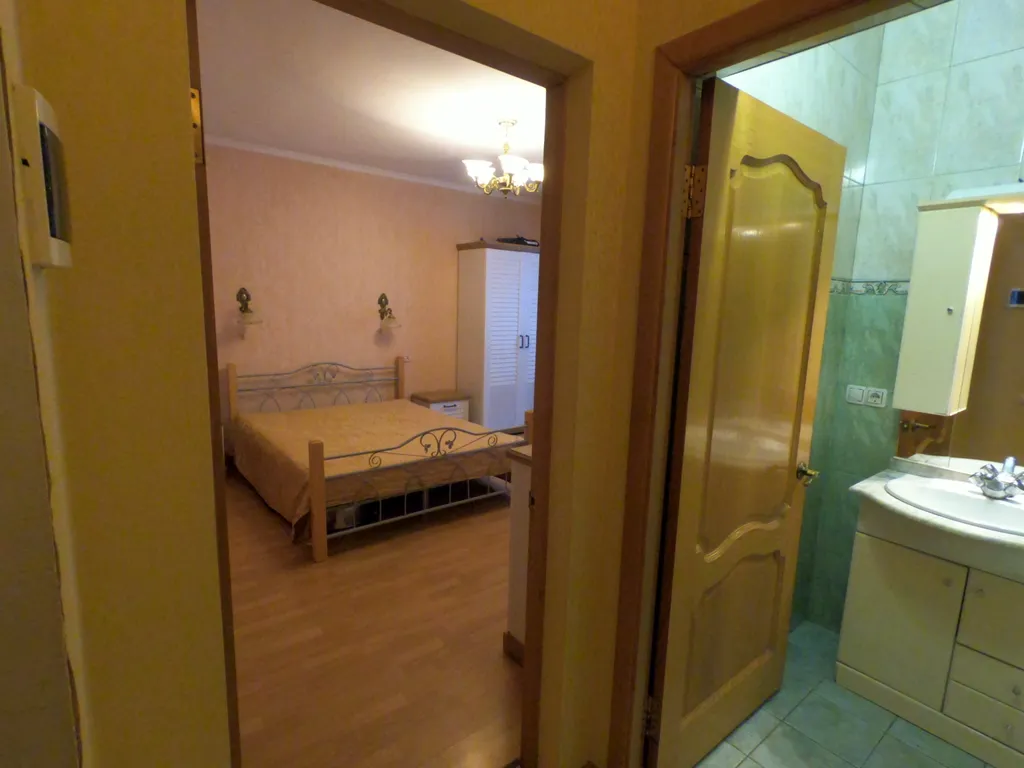 Квартира в тихом зелёном районе рядом с набережной и пляжем