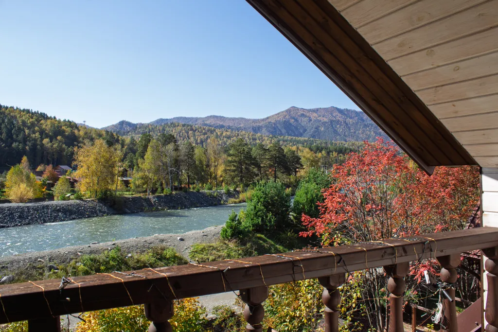 Дом с видом на реку