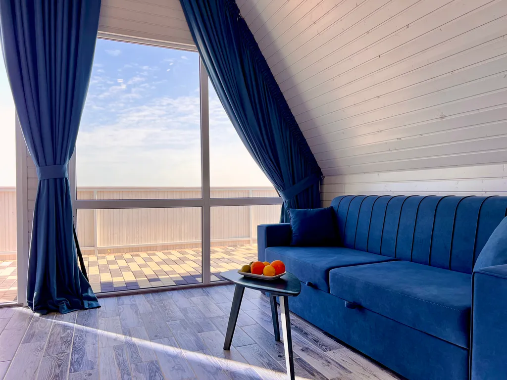 Шестиместный коттедж у моря