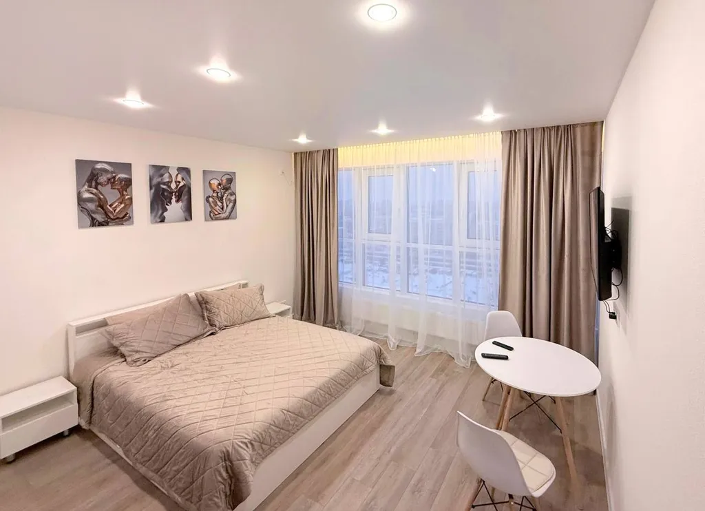 Квартира Просторная студия на 15 этаже — аренда посуточно в Ульяновск