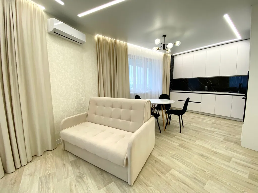 Студия люкс в Санрайз сити