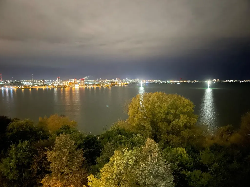 Видовая квартира в центре города