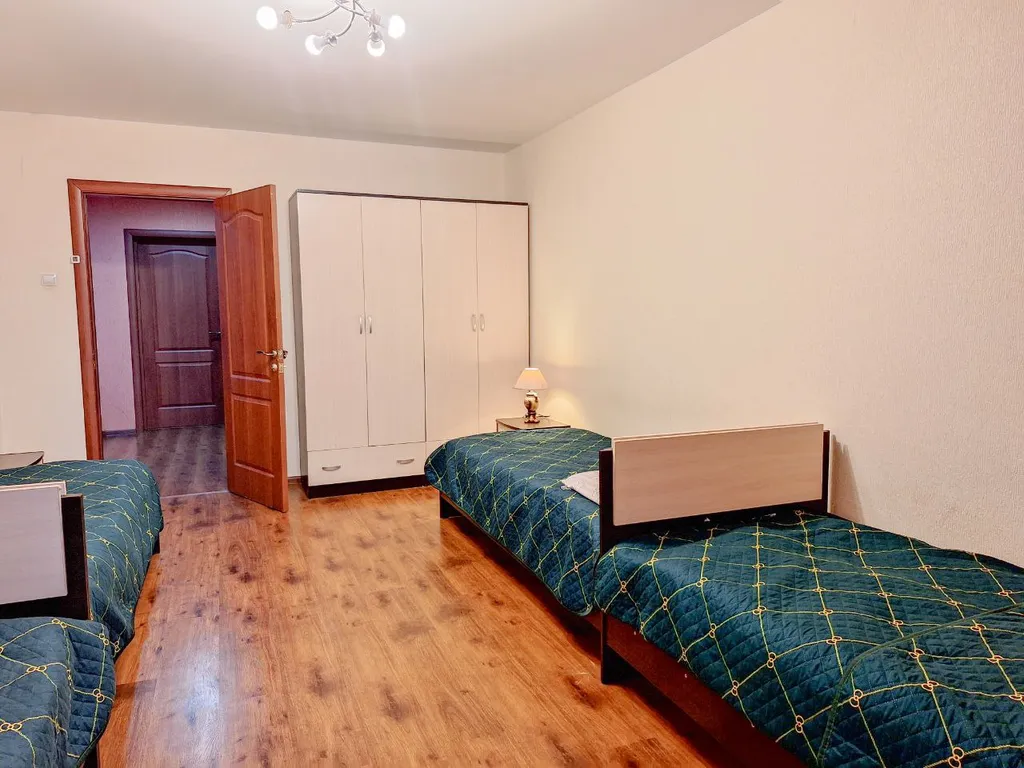 Уютная и просторная двухкомнатная квартира с заселением до 7 человек