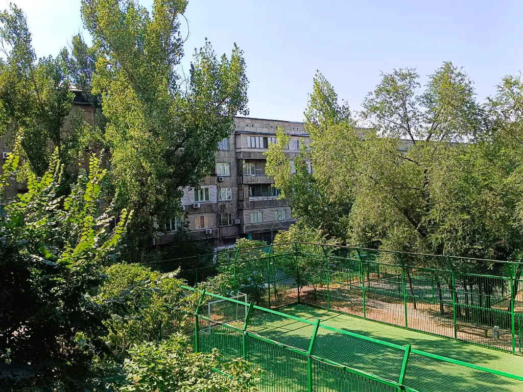 Двухкомнатная квартира у ЦПКиО Алматы, золотой квадрат