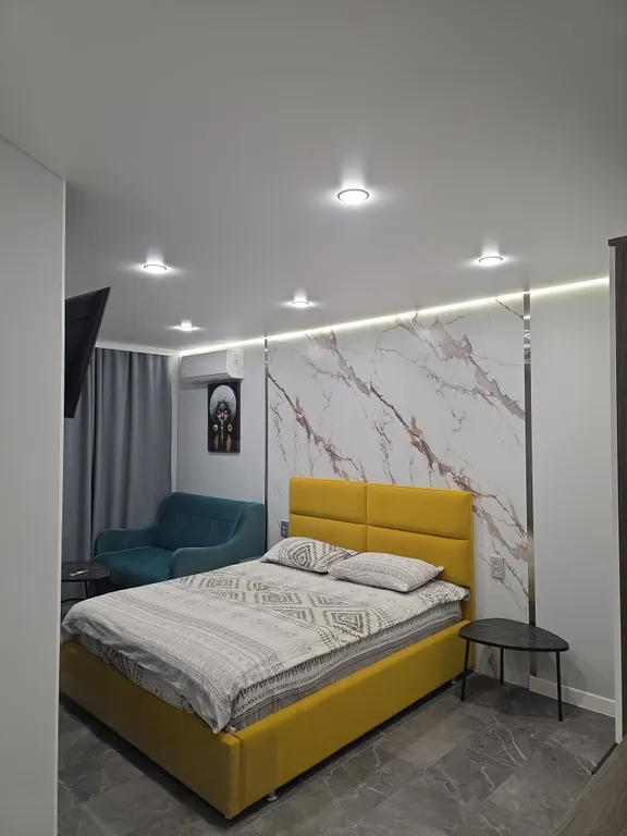 Новая квартира в центре с водой