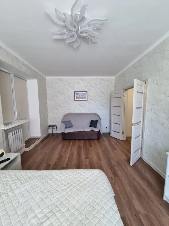 Квартира Квартира Уютная квартирка с ремонтом — Элиста