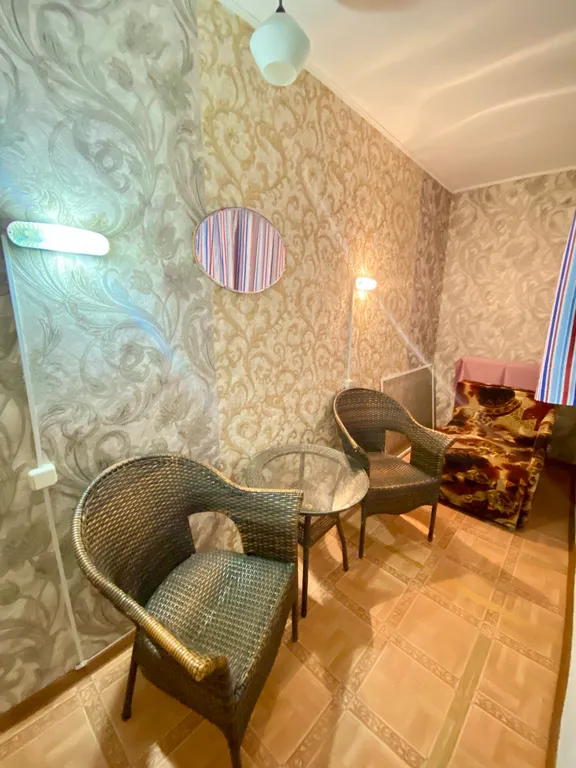 Море со всех окон/2-х комнатная в Алупке