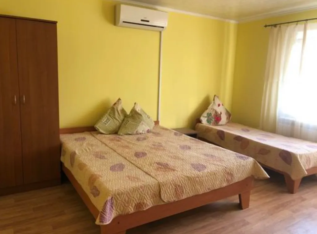 Тихий, уютный домик на семью