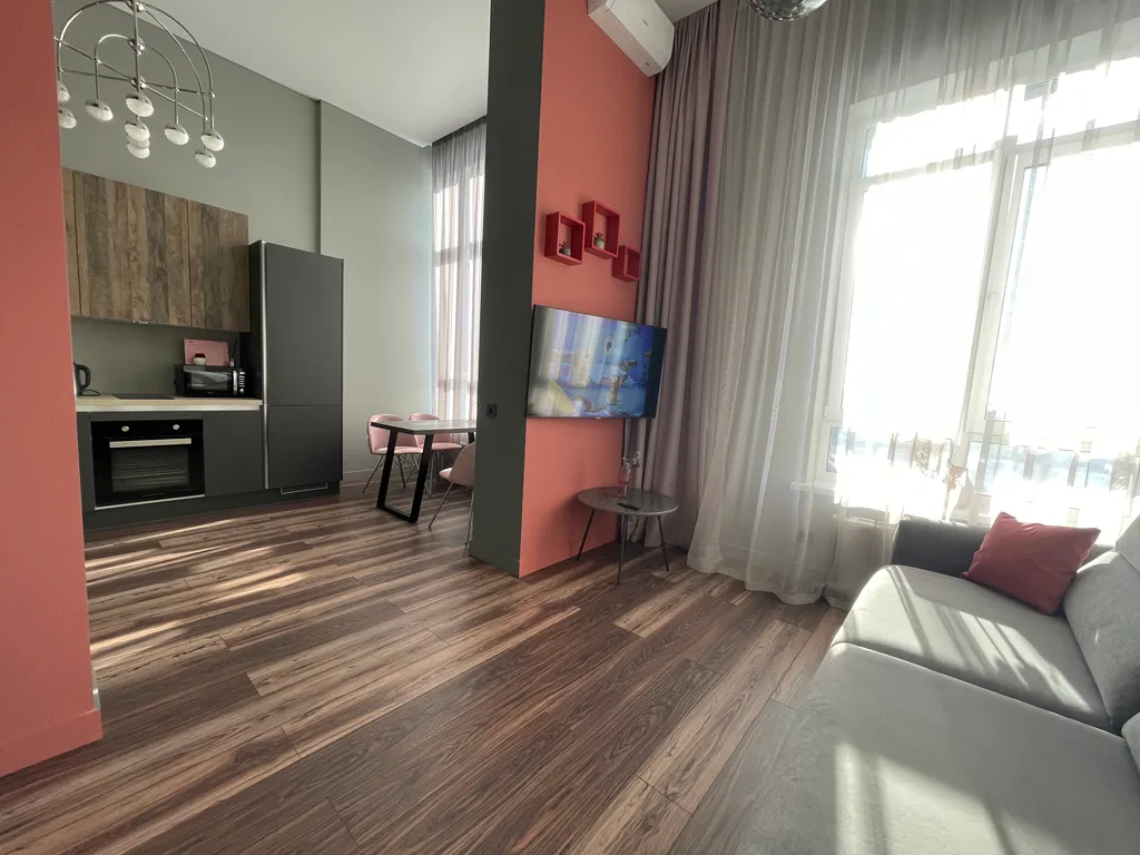 Роскошная квартира пентхаус с 4 метровыми потолками с видом