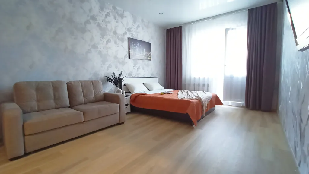 Новая квартира недалеко от ТЦ Ауры, Аэропорт, ЖД