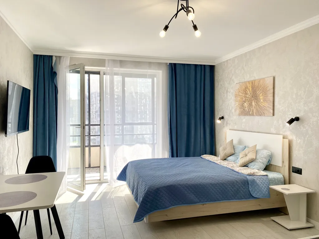 Квартира Квартира Шикарная студия с большим ТВ и панорамными окнами — Шушары