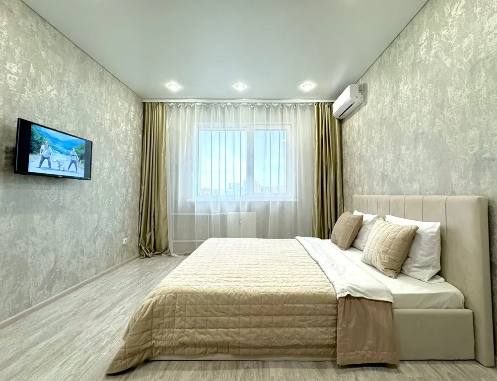 Дизайнерская квартира в новом доме — аренда посуточно в Оренбург