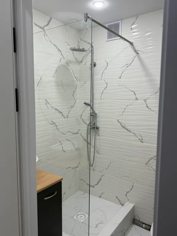 Апартаменты в спальном районе с новым ремонтом