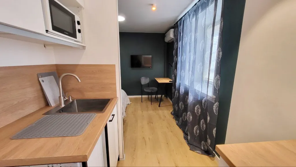 Студия на Сенной около канатной дороги