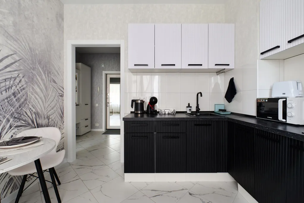 Прекрасная стильная квартира Инь янь