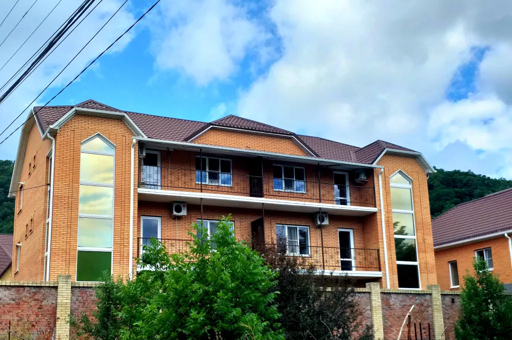 Просторная квартира в центре посёлка Агой