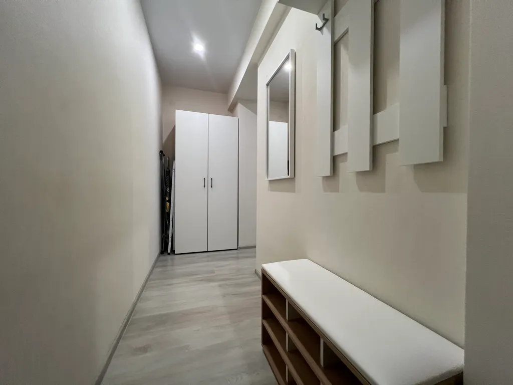 Квартира с двумя открытыми балконами и видом на море