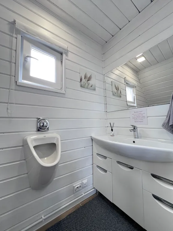 Плавающий дом CliffHouse