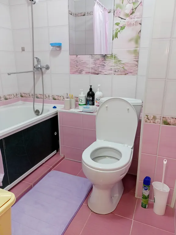 Уютная квартира рядом с ПКМЦ на Ватутина