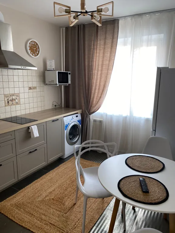 Квартира 1-комнатная квартира возле Первой Башни и Командора — Красноярск