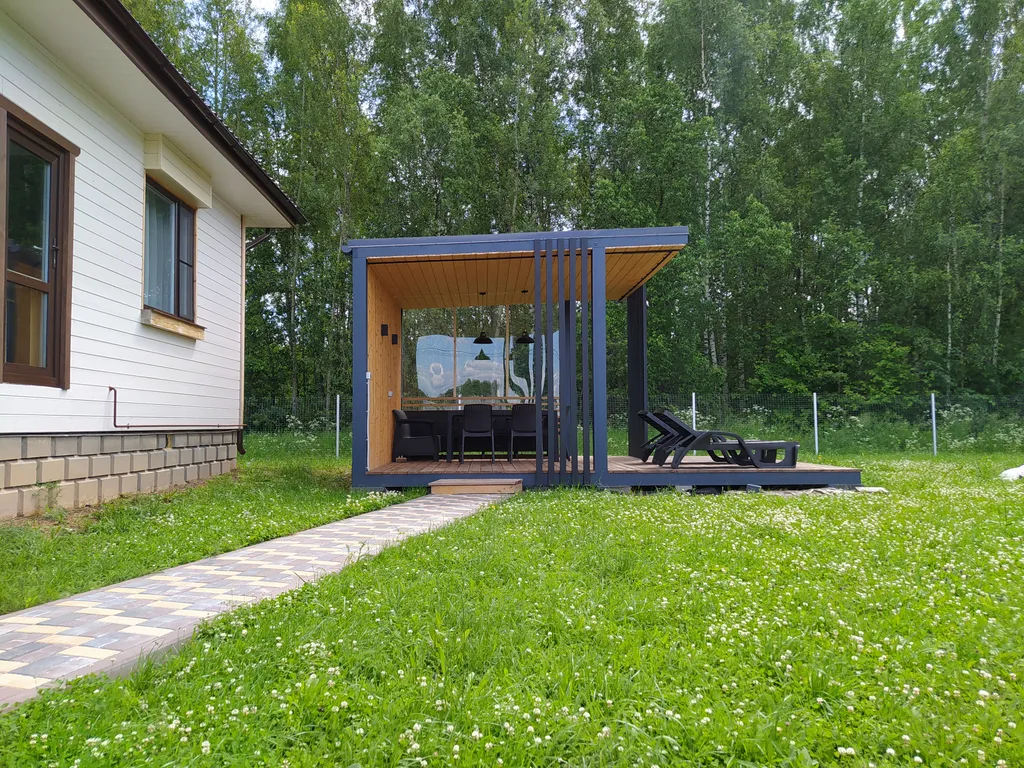 Уютный дом в лесном массиве