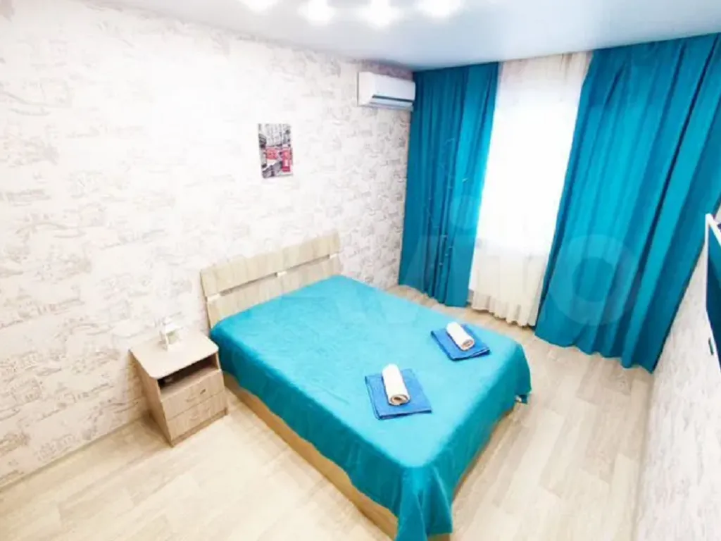 Квартира Светлые и уютные апартаменты — аренда посуточно в Ульяновск