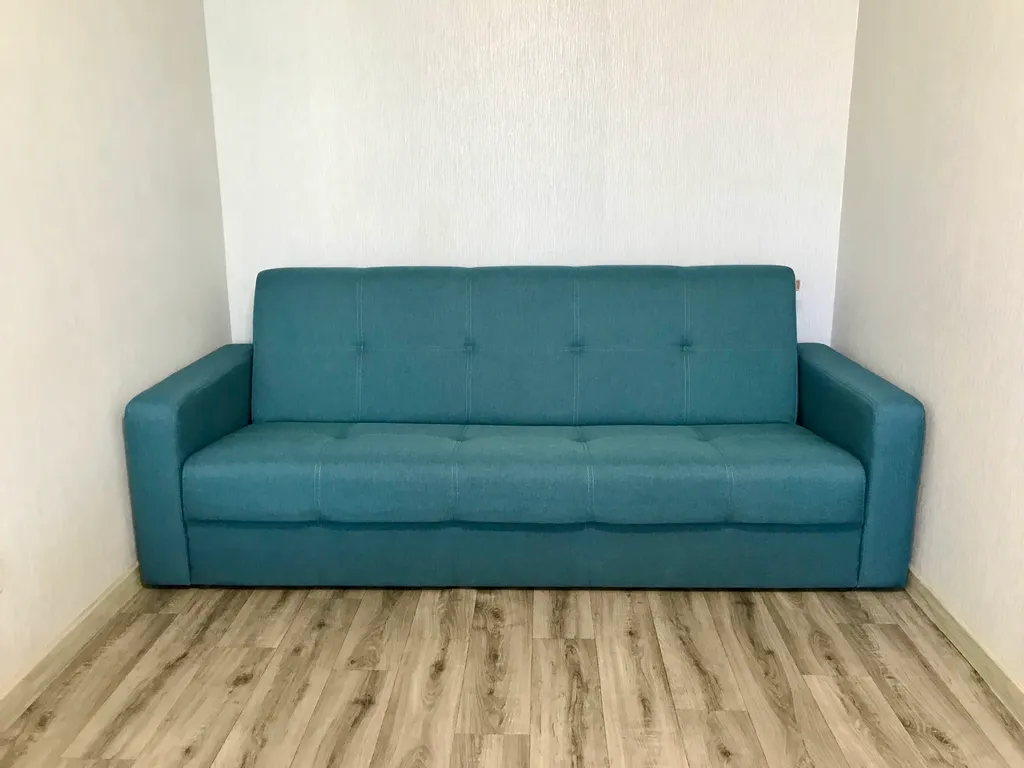 Однушка эконом-класса рядом с Академией тенниса и ДС