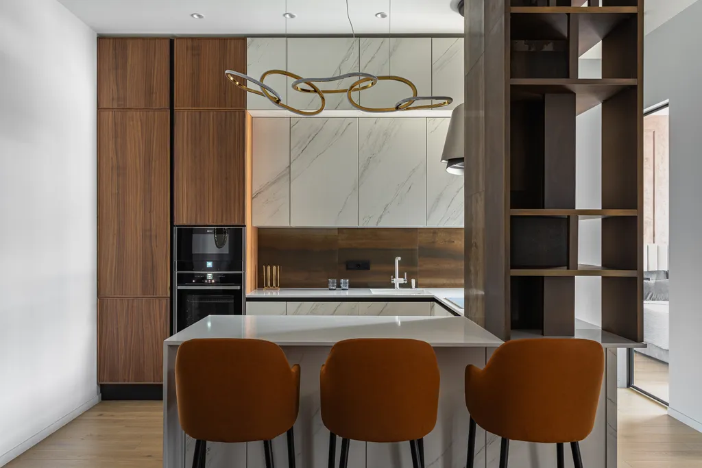 4-комнатная Квартира