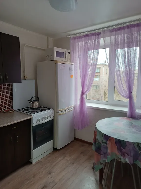 Уютная 2-комнатная квартира эконом вариант в центре города