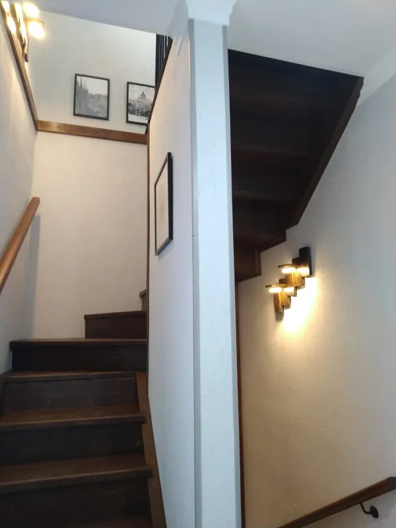 Вилла в горах с великолепным видом на долину и море