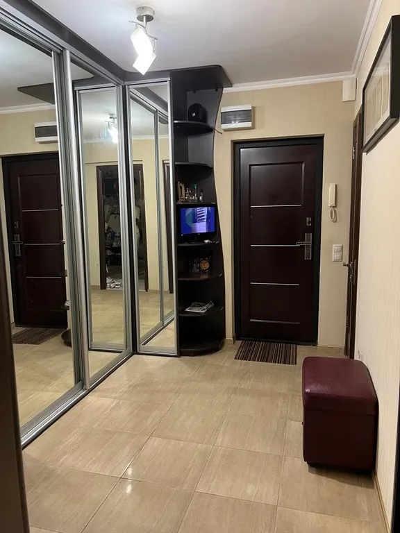 Квартира 2-комнатная Квартира — Адлер