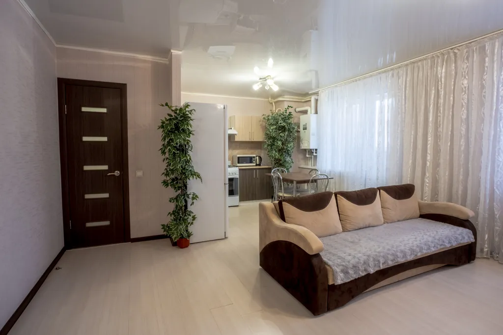 Апартаменты большие на главном проспекте