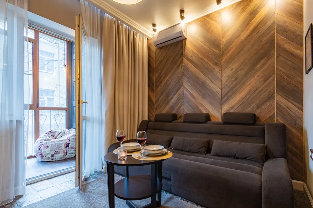 Лофт с витражом в самом центре