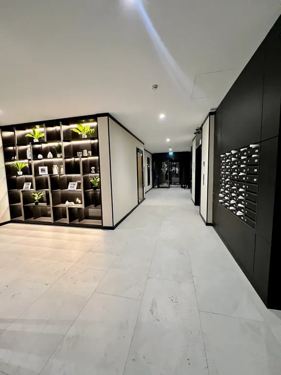 Квартира Стильная студия в Европейском — Тюмень