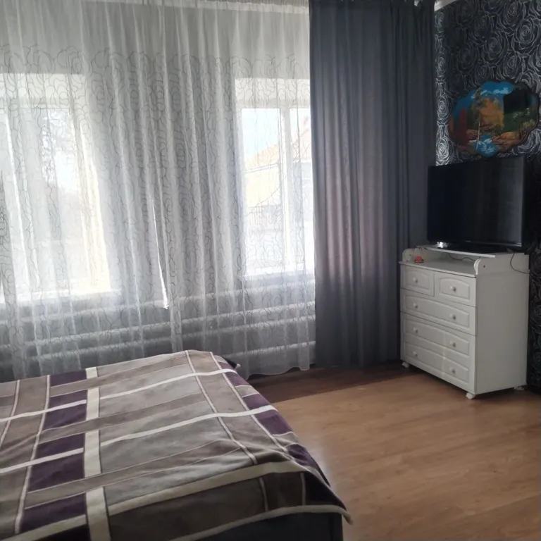 Уютный дом в станице Должанской без хозяев