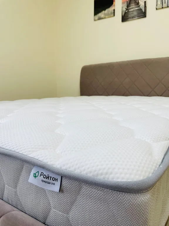 1-комнатная квартира с красивым видом на город и на реку