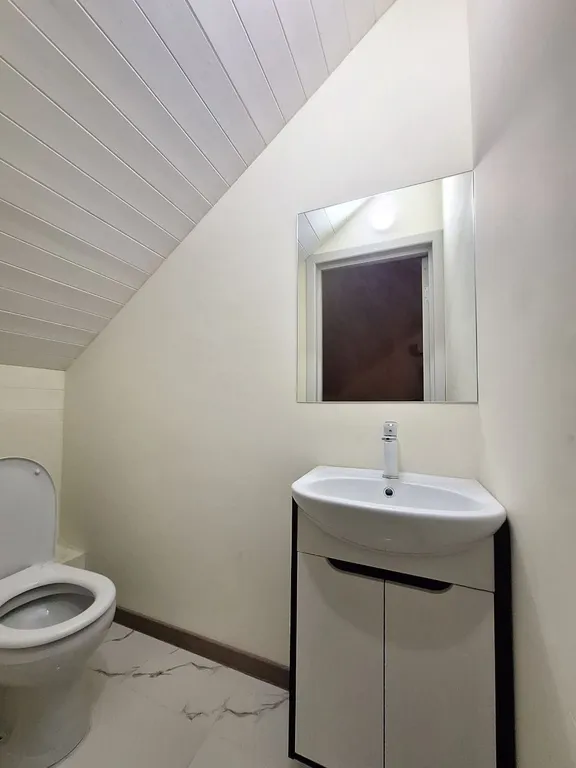 Большой 3х-этаж. дом на берегу моря