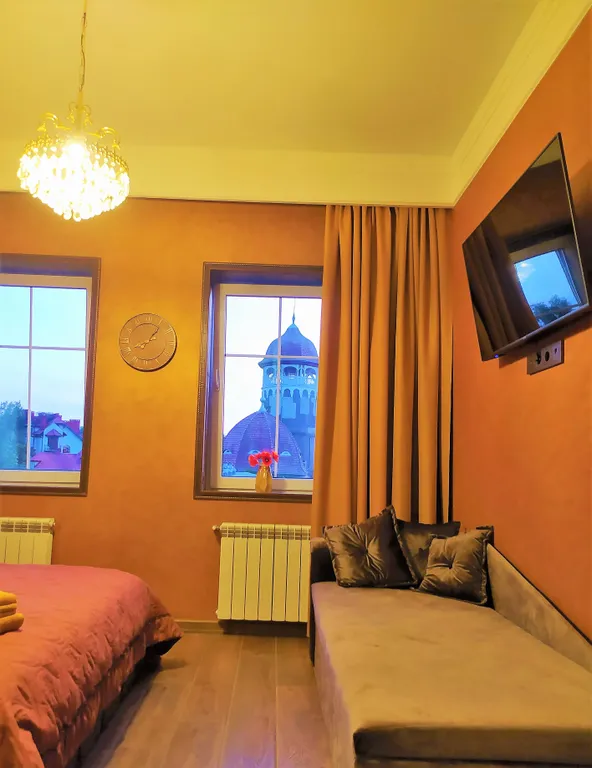 AmbeRoom с видом на Старую башню