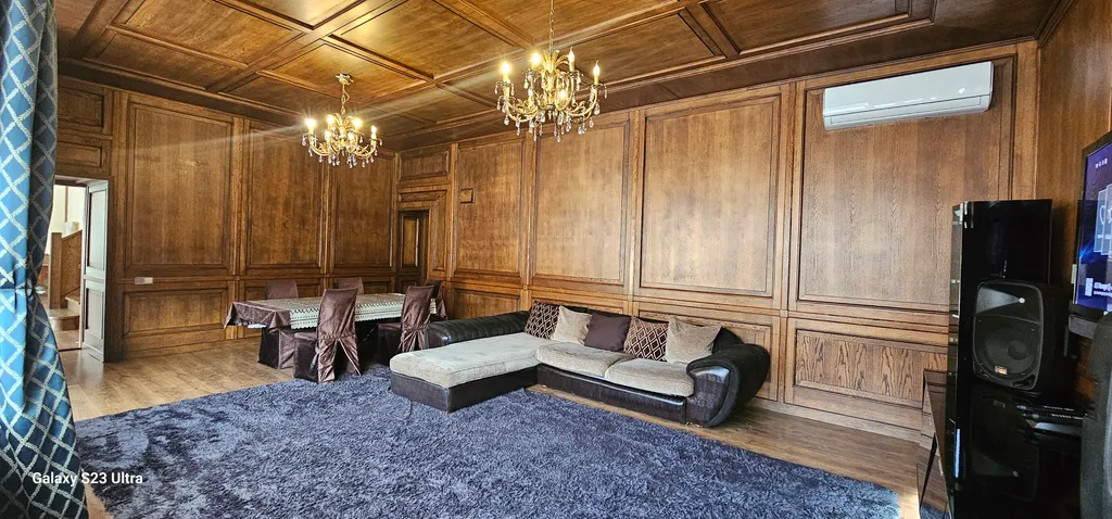 7-комнатный Дом